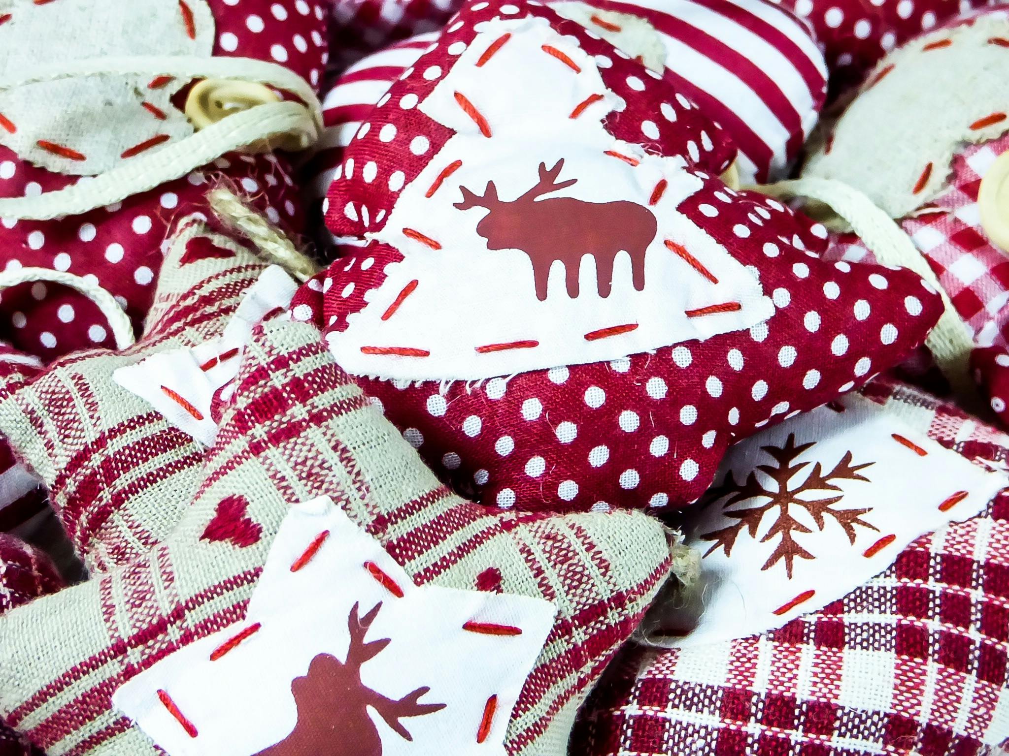 Christmas slow stitch workshop (Boronia)